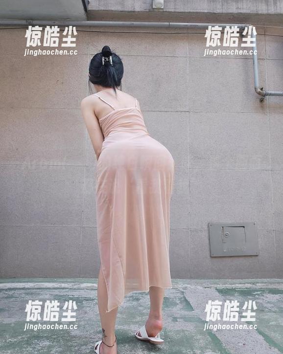 Aram(아람)的纯白瞬间：哇，整个画面都在说‘看我看我’