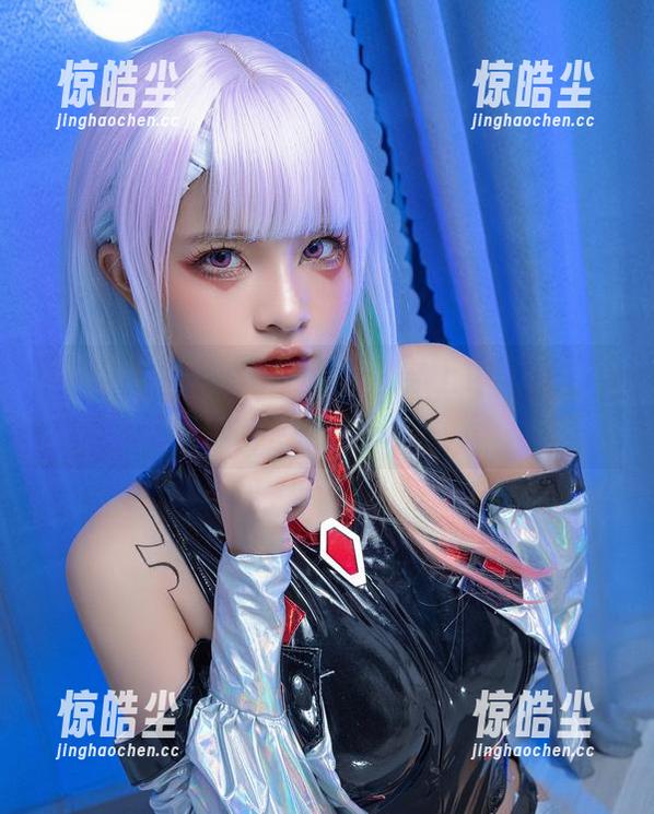 Azami带来的吊带定制：穿上它，你就是主角