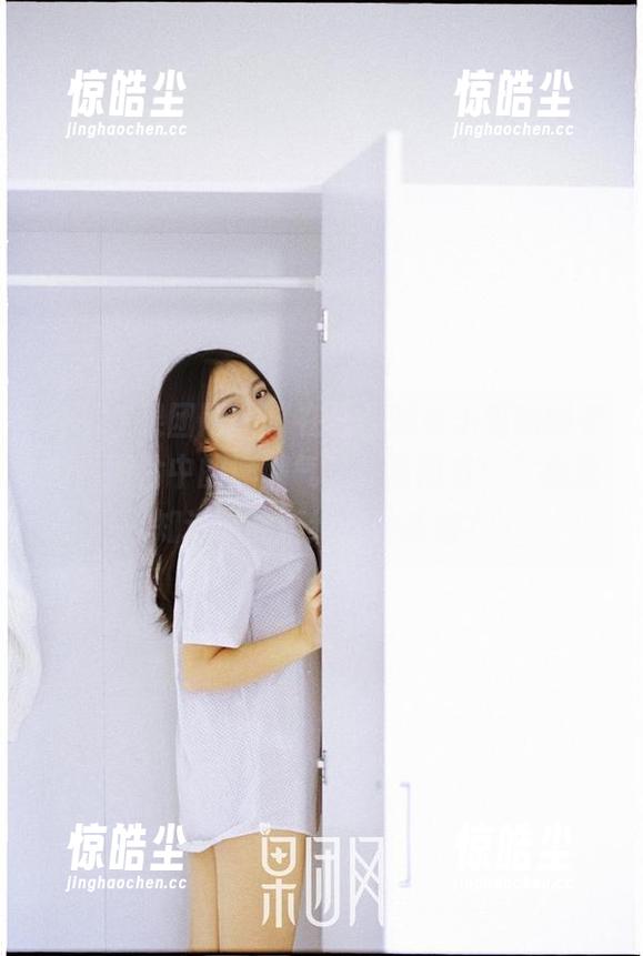 GIRLT果团网 - “在线围观张小喵的睡衣秀，图片中的慵懒气息扑面而来！”我想知道谁能拒绝这种诱惑？