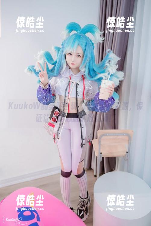 KuukoW的美腿合辑，千张图片资源，保证让你的心脏小鹿乱撞！