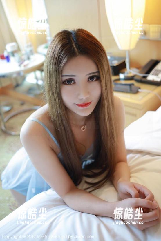 MFStar模范学院 - 想看超美的NaNa_baby？来下载她的私人秘书照！