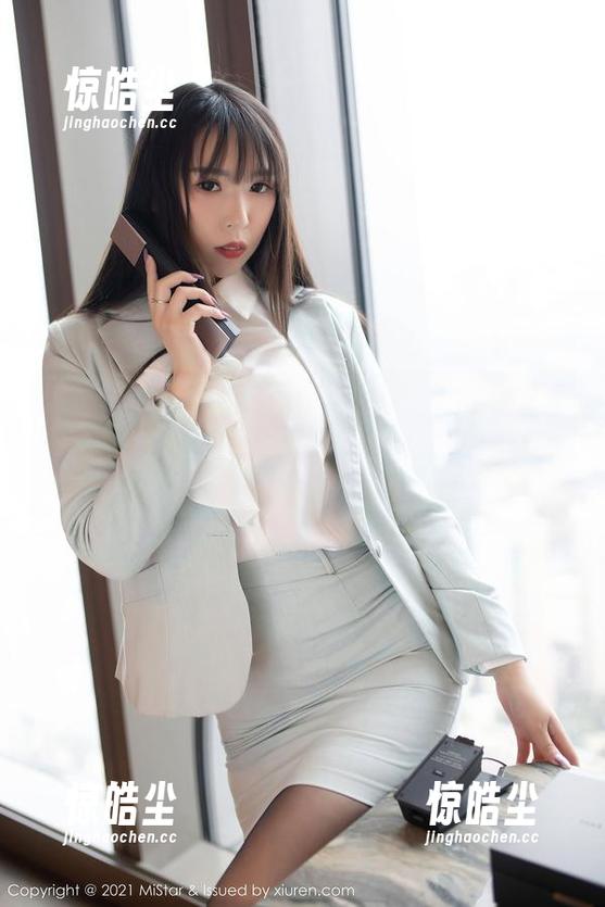 MiStar魅妍社 - 看！FoxYini孟狐狸的护士写真集，精选了每一个会“说话”的瞬间。