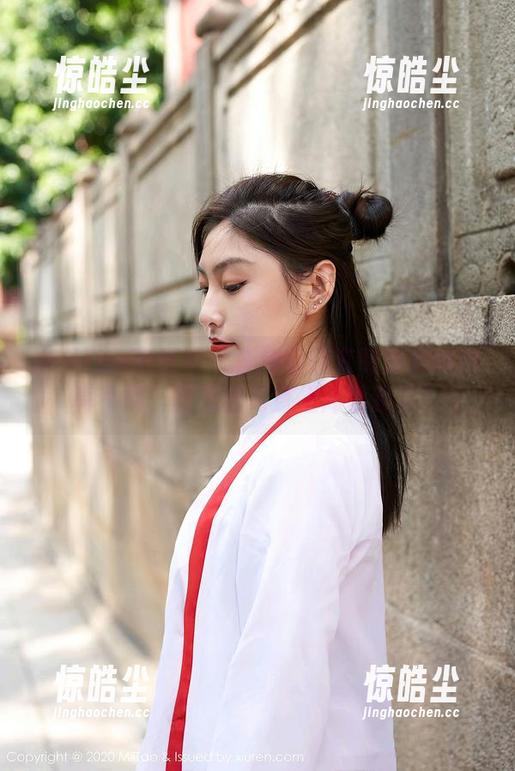 MiiTao蜜桃社 - 李宝宝这套制服定制得真不错，图集里简直是高能预警！