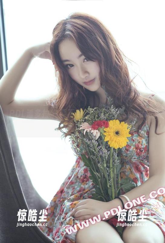 PDL潘多拉 - 要不要脸？杨晨晨sugar的图集里花嫁的美直接让人晕头转向！