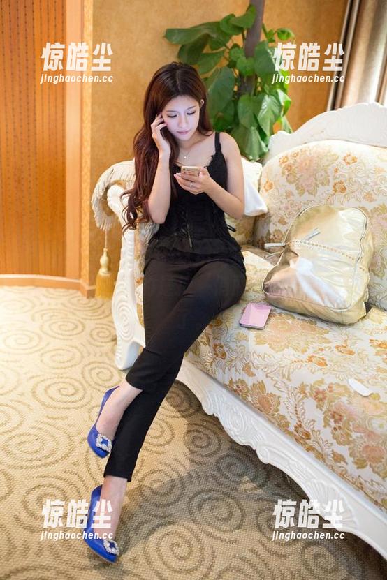 TuiGirl推女郎 - 这组高清写真里的连衣裙，林萌萌真的是把‘俏丽’发挥到极致了。
