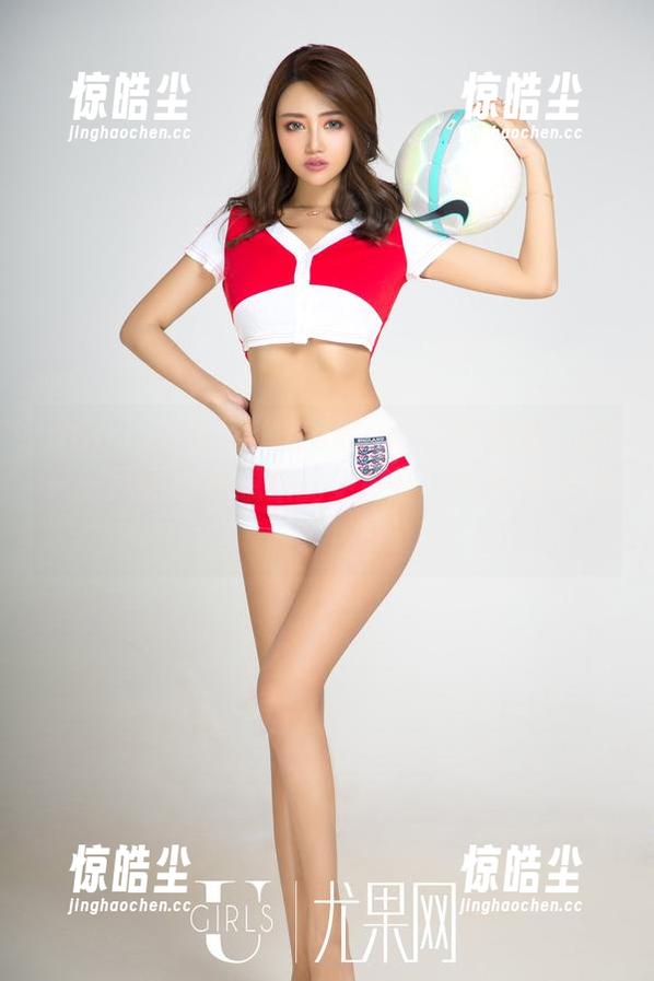 UGirls尤果网 - Sukki可儿与她的红裙——原图比我想象的更好看，真的是开挂了！