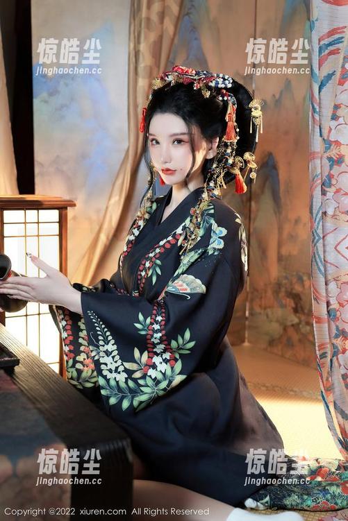 Xiuren秀人网 - 精选写真集：小九月和她的妹妹们，谁更迷人？