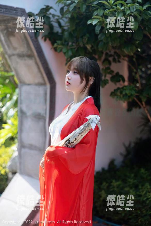 Xiuren秀人网 - 人人都在说‘腿长’！可星小兔Meetu的高清美腿写真妥妥的就是个双腿长廊！