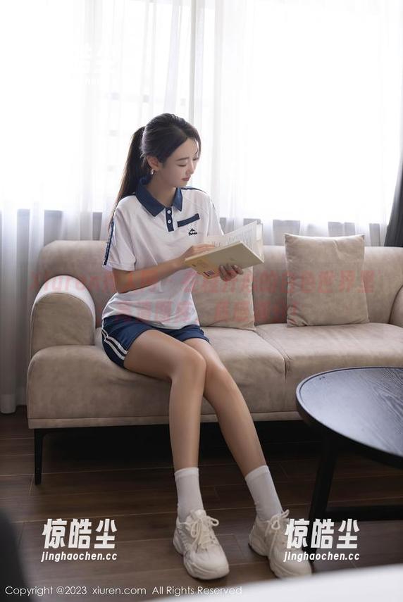 Xiuren秀人网 - 在程开心的白色世界里：高清图库，质感满分！