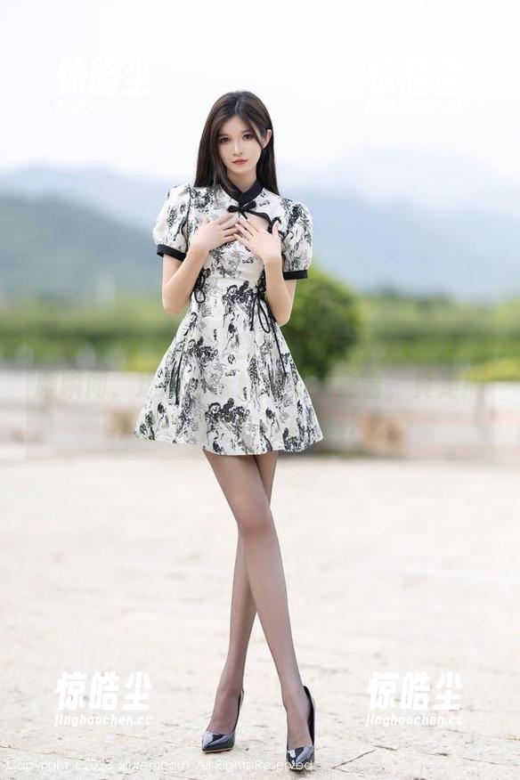Xiuren秀人网 - 合集：诗诗kiki的体操服瞬间，运动与妩媚的完美结合，真是搞不懂你们要的到底是什么。