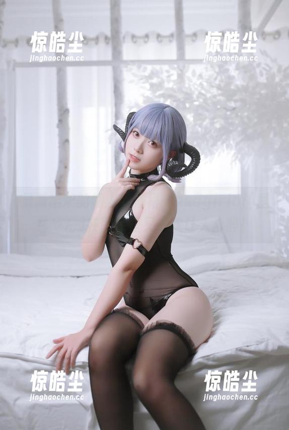 最新出炉的情人节睡裙，asagiriai(爱ちゃん)在图库里又一次让人心醉！