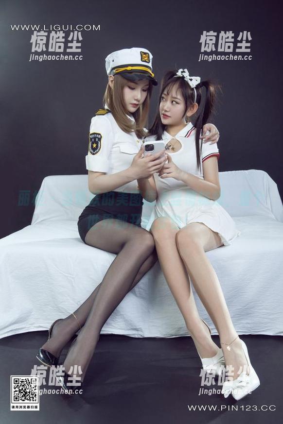 丽柜 - 当妖妖的美图撞上丝情袜意，整个世界都开始变色！