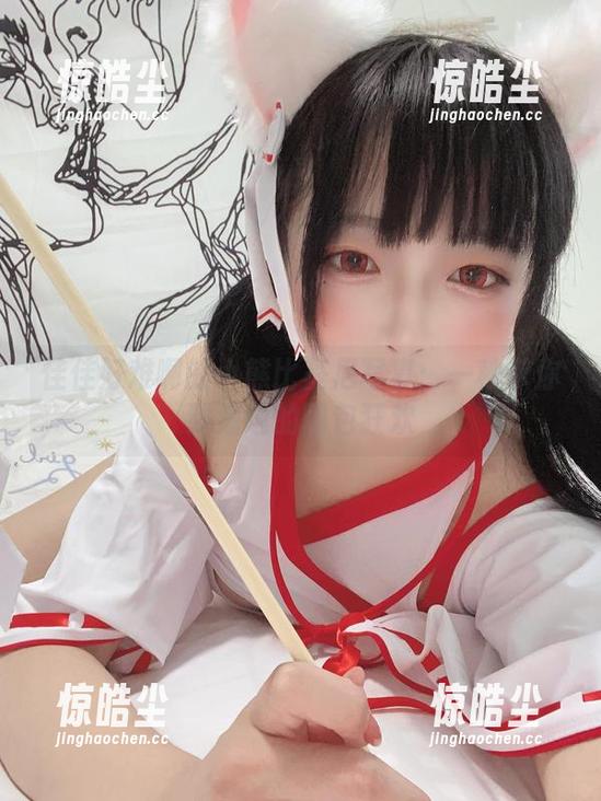 佳佳好难啊的小熊比基尼写真：一秒带你到海边的图包狂欢