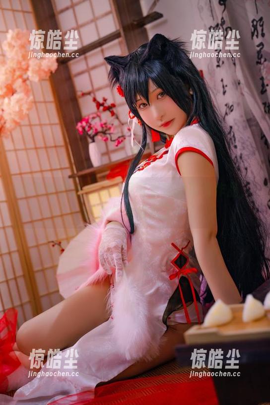毛衣的神秘魅力：可可老师的写真作品，小心心都要掉了！