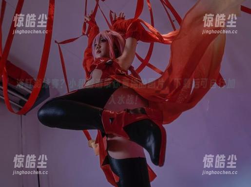 浴缸游泳赛？小和甜酒带你看她的图片，下载后可自行加入水战！