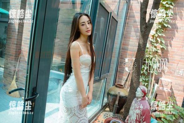 尤果网 - 看过田依依美腿的最新写真更新，我现在只能默默感叹世界真不公平！