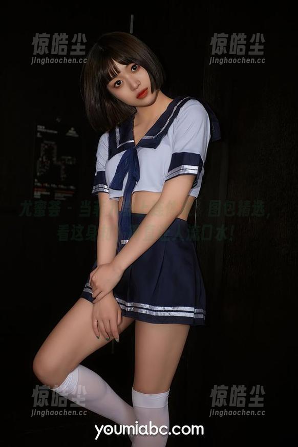 尤蜜荟-菲儿 尤蜜荟 - 当菲儿穿上连体衣:图包精选,看这身材,简直让人流口水!