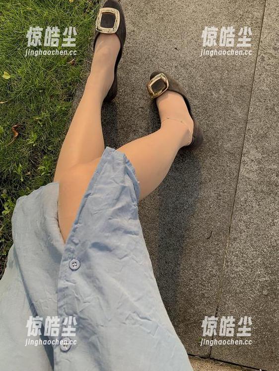 微密圈 - 桃脱了瑜伽作品：脑洞大开，身心合一。