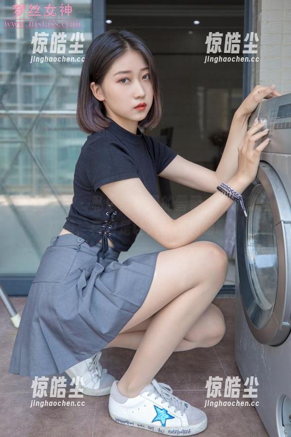 梦丝女神 - 私房写真里的雪馨，清新的丝袜美，真的是让人目不转睛啊！
