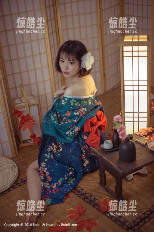 波萝社 - 从‘Barbie可儿女友’到写真集封面，她一秒变身，让我心里小鹿乱撞！