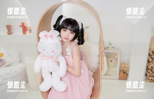 爆机少女喵小吉的夏天私拍：让每张图片都充满了夏日的温度