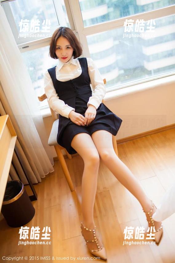 爱蜜社 - 在图库里翻找：格格污巫和她的学妹写真，不看可惜！