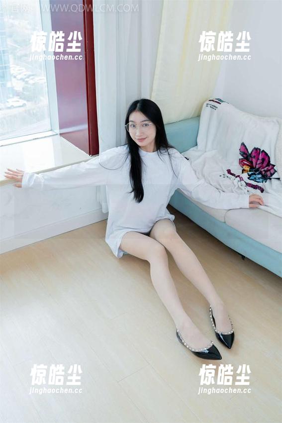 物恋传媒 - 小晴的蕾丝分享合集：那些让人忍俊不禁的瞬间，真的是太有趣了！