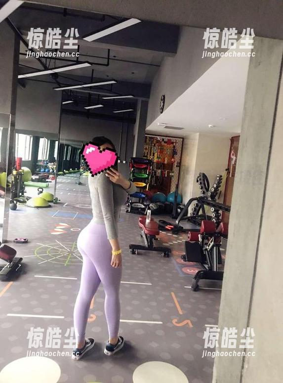 紫色哒豚豚 微密圈 - 图库更新!紫色哒豚豚新作镂空,绝对没你想的那么简单!