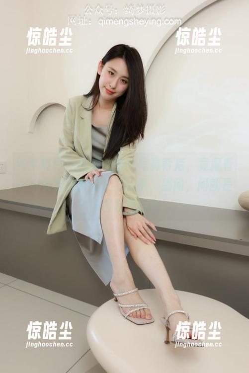 绮梦摄影 - 露露的蕾丝写真背后，竟藏着一个关于糗事的长篇故事，别问，问就是——图包更精彩！