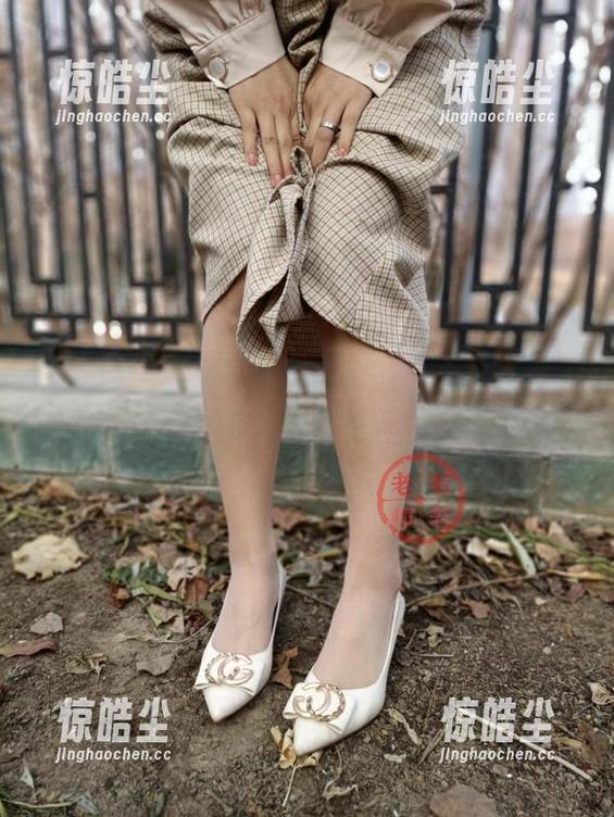 微密圈 - 只看美图不花钱！若若老师的美足免费享受！