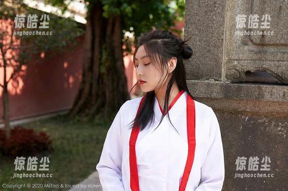 蜜桃社 - 琉璃lily的瑜伽：看图，仿佛每一张图片都在呼唤你的灵魂。