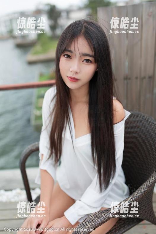 青豆客 - 梓萱Crystal婚纱：免费图片引发的100种妄想